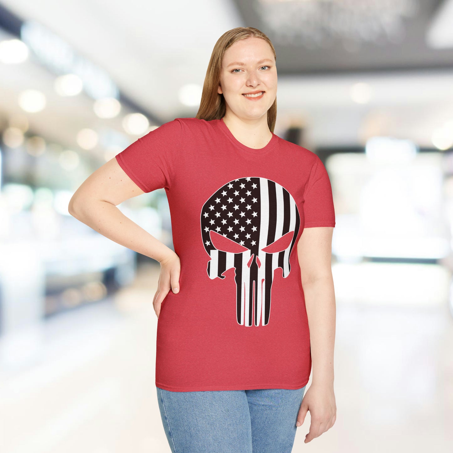 American Skull Flag B&W - Unisex Softstyle T-Shirt