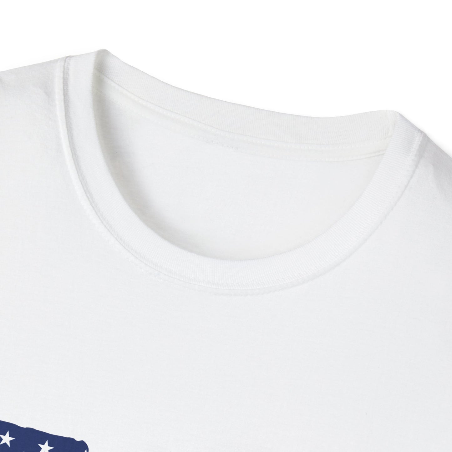 American Flag Guns Color - Unisex Softstyle T-Shirt