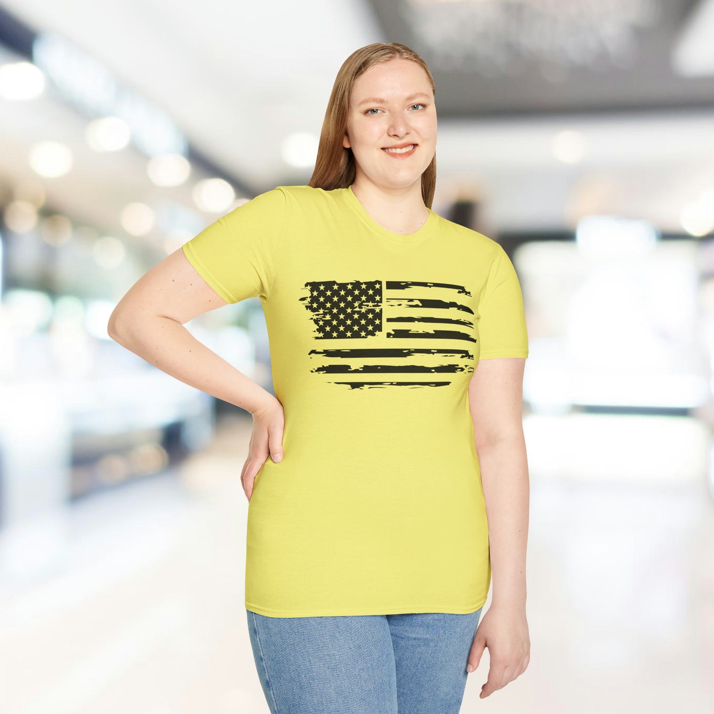 Distressed American Flag B&W - Unisex Softstyle T-Shirt